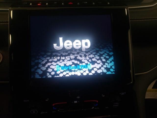 new 2024 Jeep Grand Cherokee car, priced at $42,495