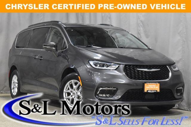 used 2022 Chrysler Pacifica car, priced at $24,995