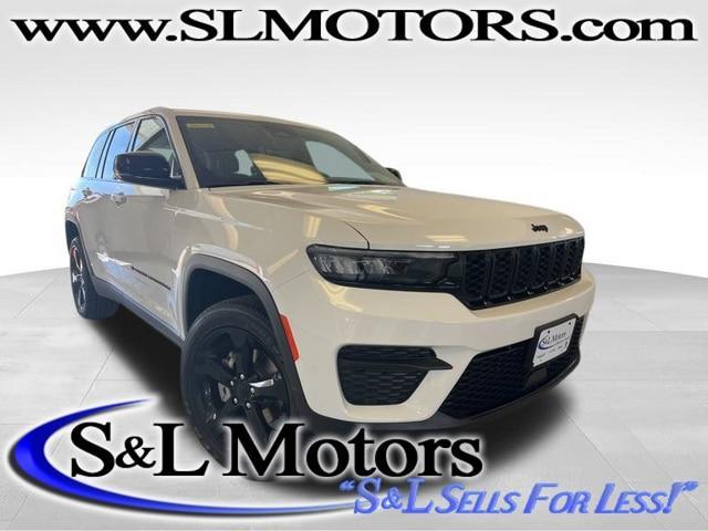 new 2024 Jeep Grand Cherokee car, priced at $42,895