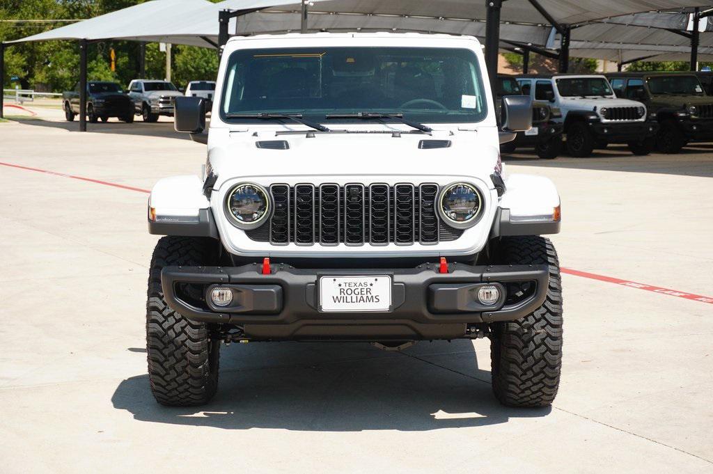 new 2025 Jeep Gladiator car, priced at $53,934