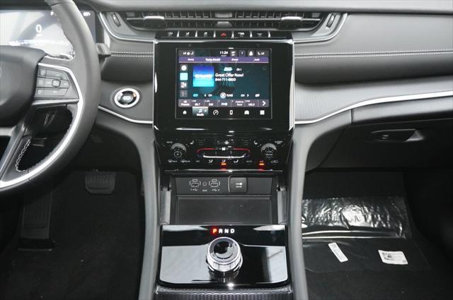 new 2025 Jeep Grand Cherokee L car, priced at $42,234