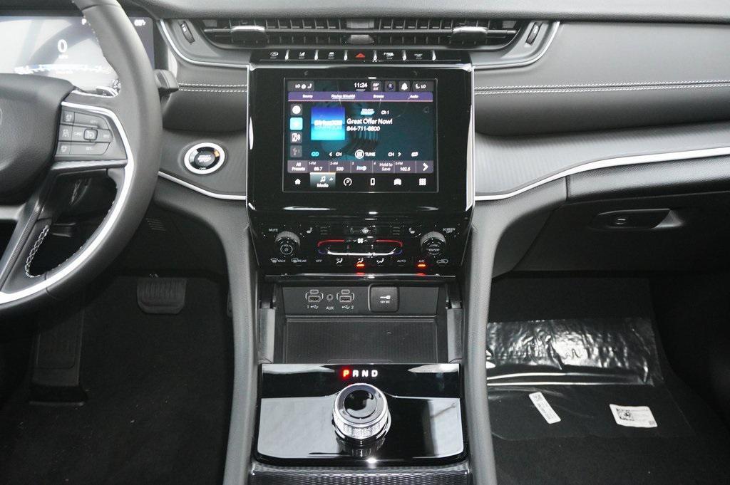 new 2025 Jeep Grand Cherokee L car, priced at $42,734