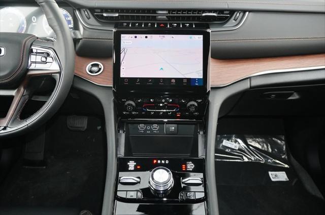 new 2025 Jeep Grand Cherokee car, priced at $61,040