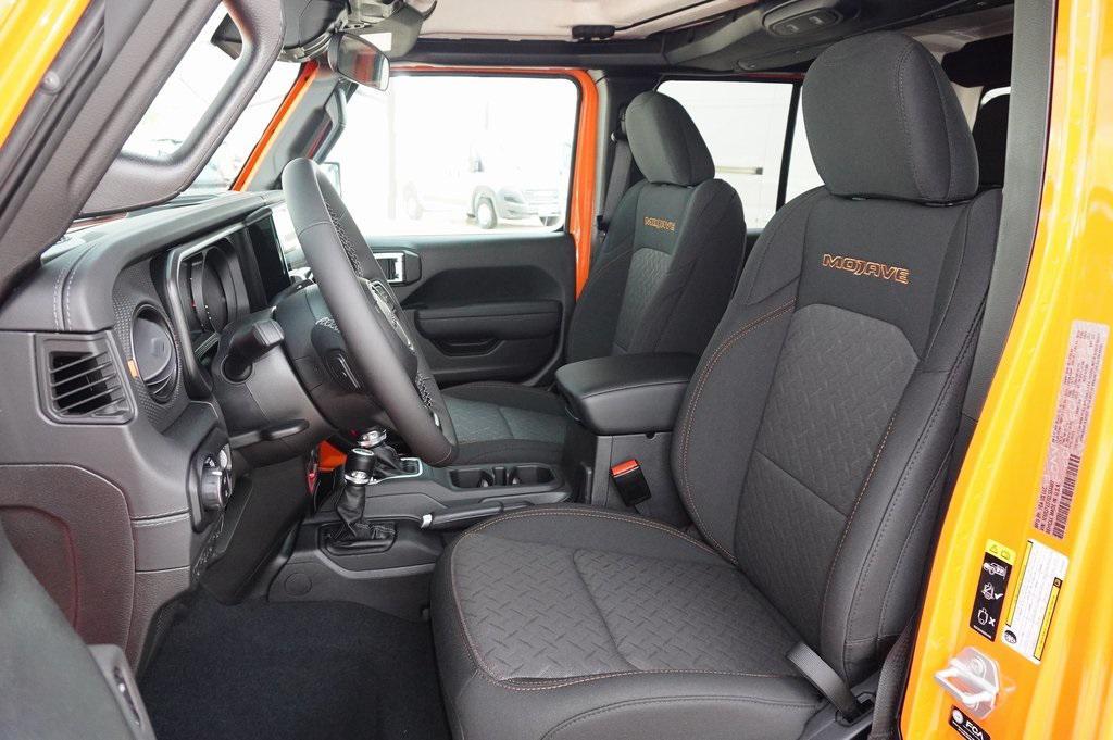 new 2025 Jeep Gladiator car, priced at $48,789