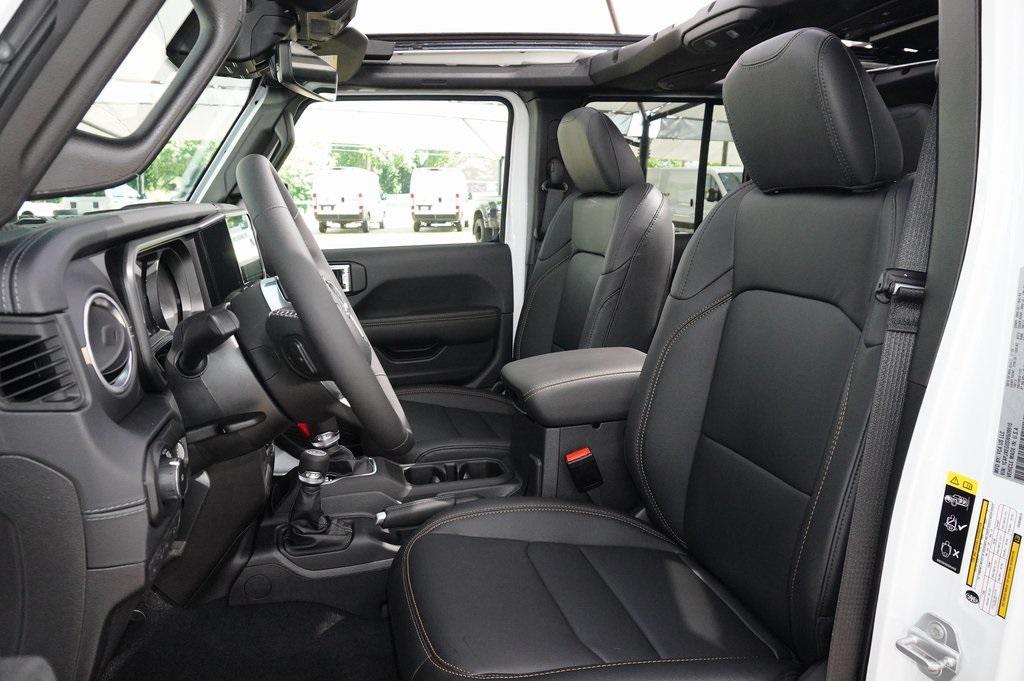 new 2025 Jeep Wrangler car, priced at $49,565