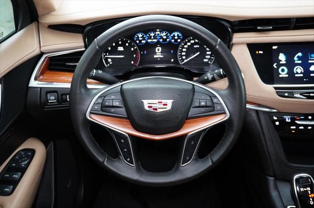 used 2017 Cadillac XT5 car, priced at $26,999