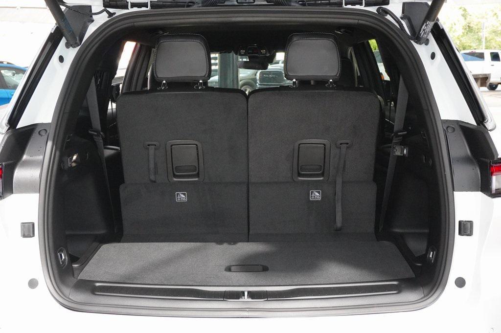 new 2025 Jeep Grand Cherokee L car, priced at $44,877