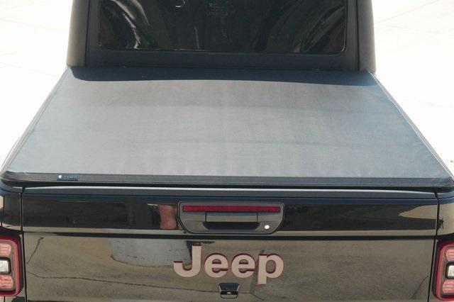 used 2022 Jeep Gladiator car, priced at $40,534