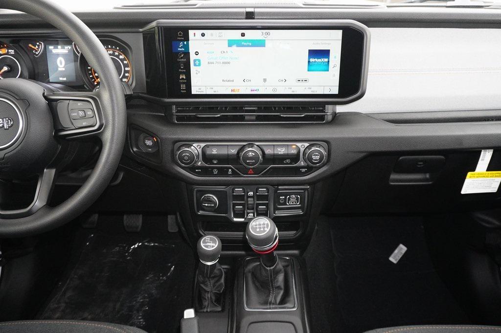 new 2025 Jeep Wrangler car, priced at $34,721