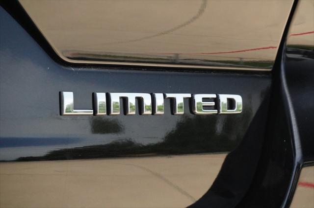 used 2022 Jeep Grand Cherokee car, priced at $32,999