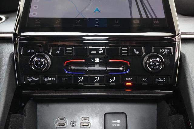 used 2022 Jeep Grand Cherokee car, priced at $32,999