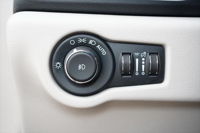 used 2024 Chrysler Pacifica car, priced at $31,988