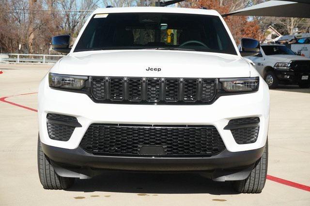 new 2025 Jeep Grand Cherokee car, priced at $39,117