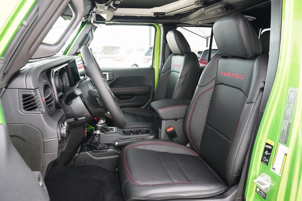 new 2025 Jeep Gladiator car, priced at $54,452