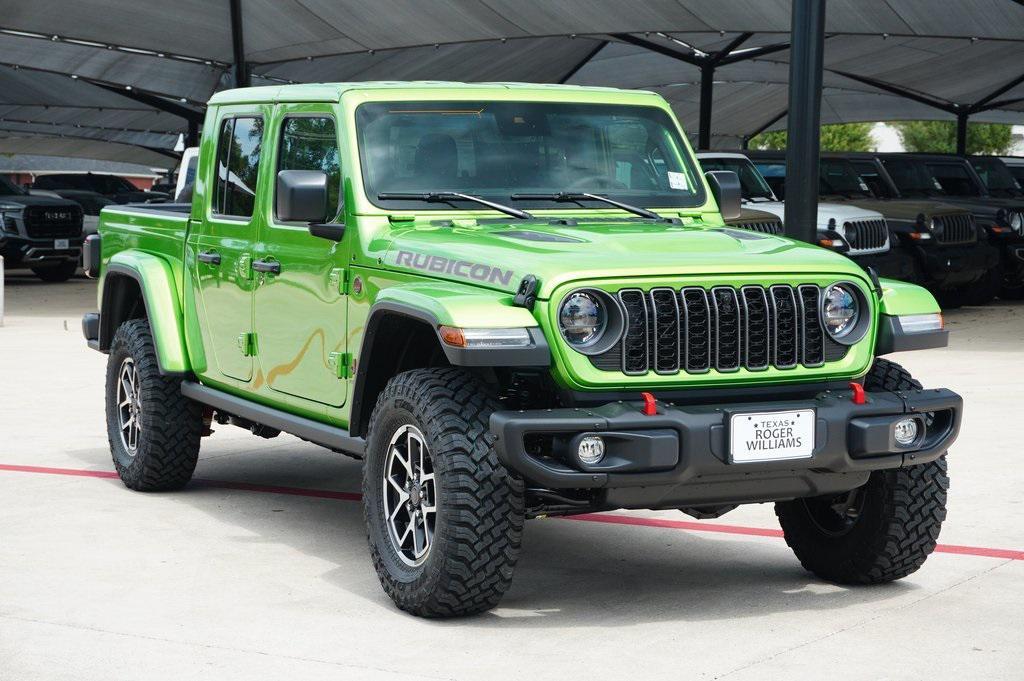 new 2025 Jeep Gladiator car, priced at $54,452