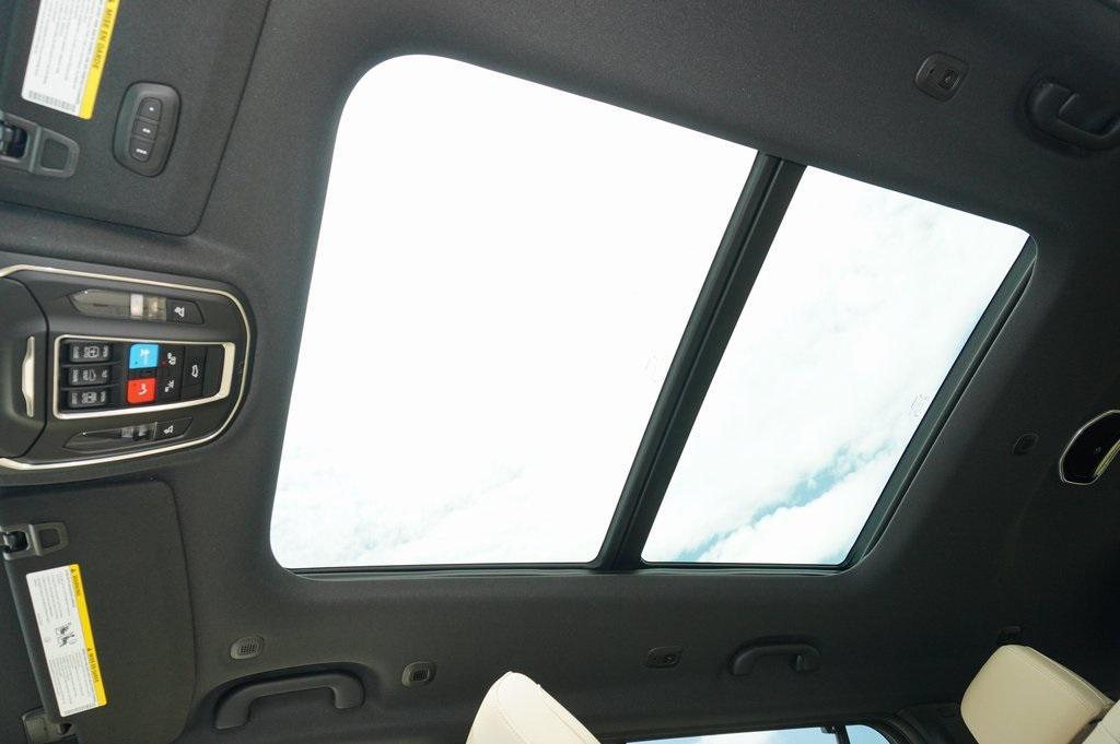 new 2025 Jeep Grand Cherokee L car, priced at $47,572