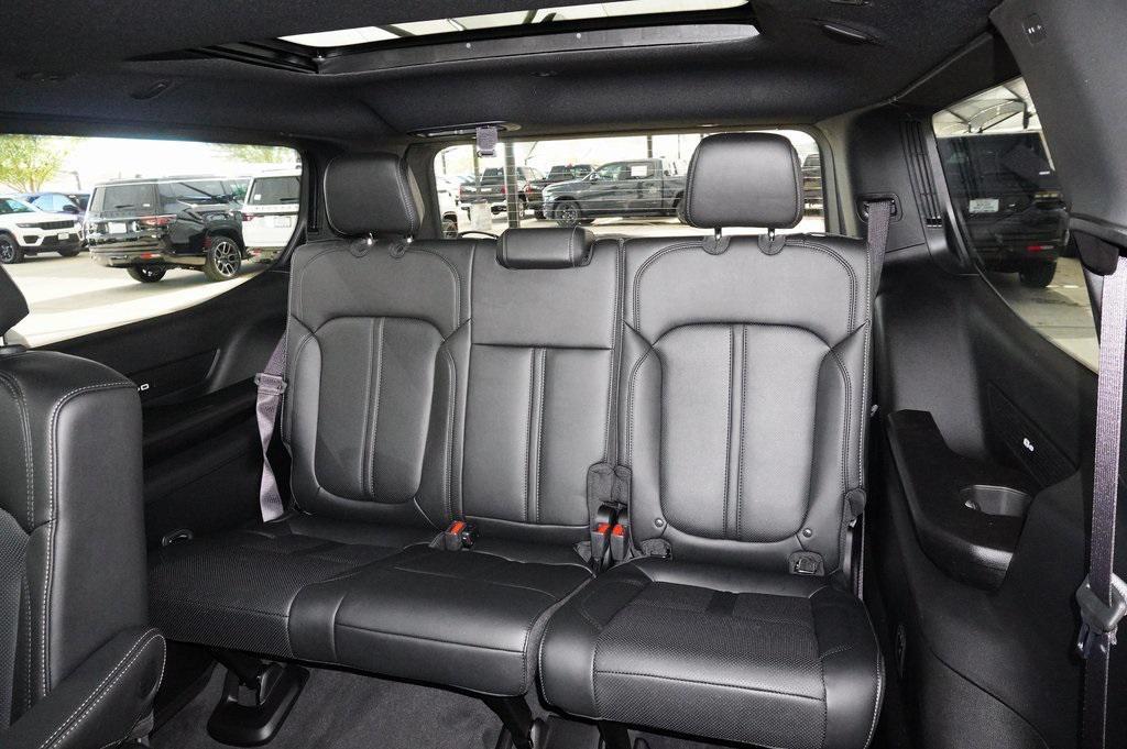 new 2025 Jeep Wagoneer car, priced at $70,943