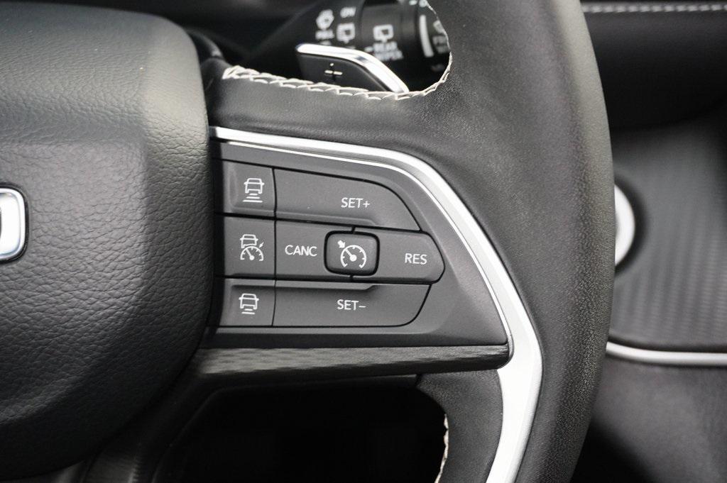 used 2024 Jeep Grand Cherokee car, priced at $29,999