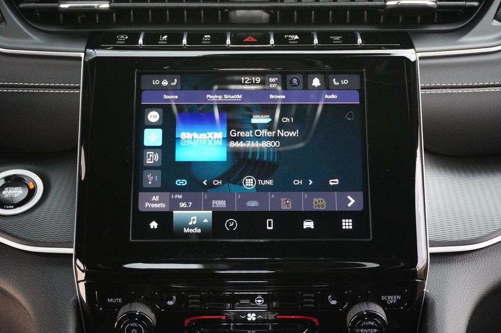 used 2024 Jeep Grand Cherokee car, priced at $29,999