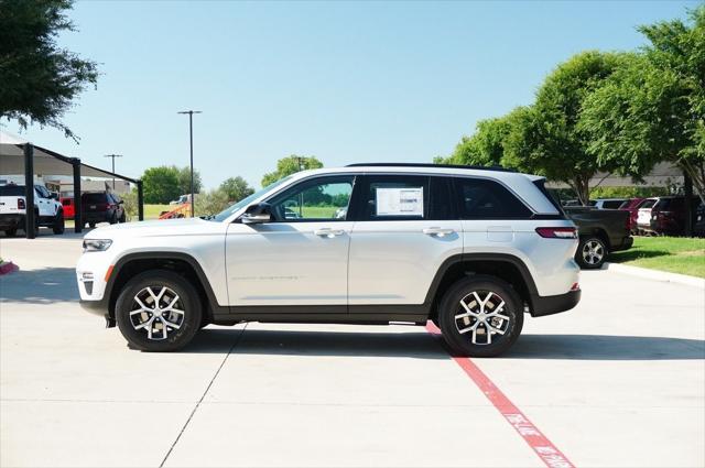 new 2025 Jeep Grand Cherokee car, priced at $44,989