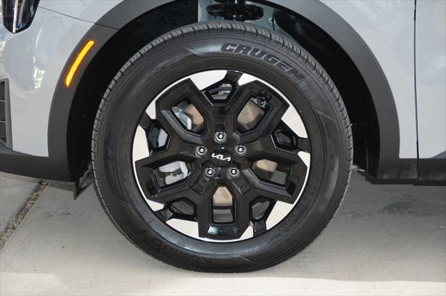 used 2025 Kia Sorento car, priced at $34,999