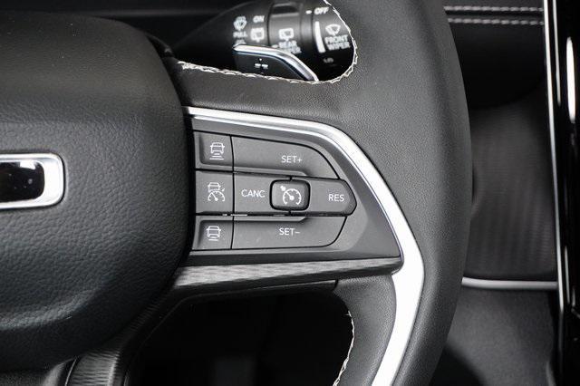 used 2024 Jeep Grand Cherokee car, priced at $39,499