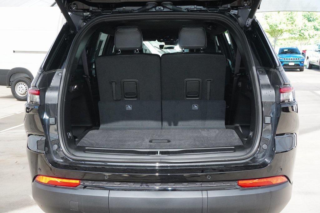 new 2025 Jeep Grand Cherokee L car, priced at $44,838