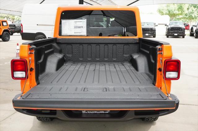 new 2025 Jeep Gladiator car, priced at $45,937