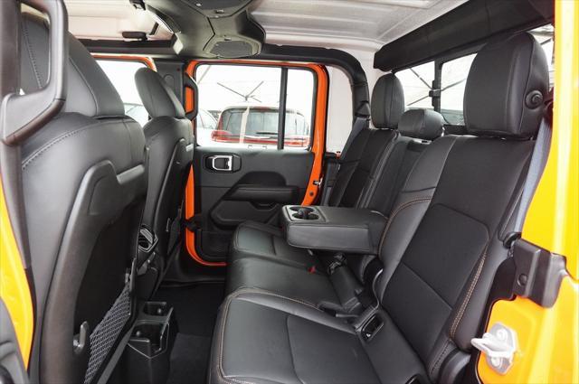 new 2025 Jeep Gladiator car, priced at $45,937