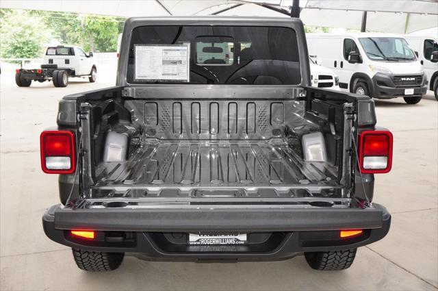 new 2025 Jeep Gladiator car, priced at $41,532