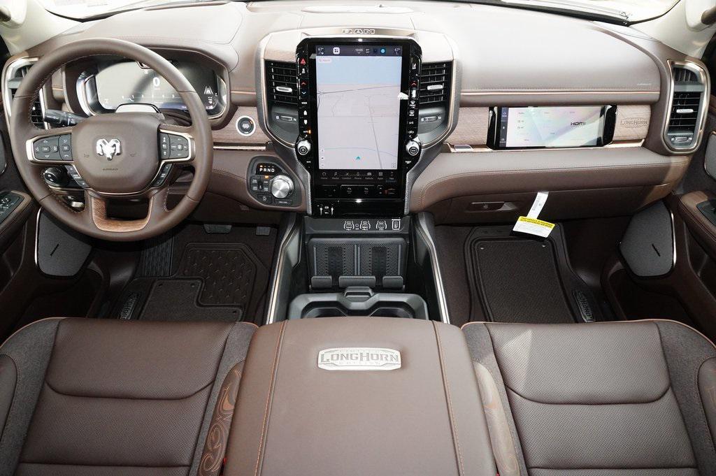 new 2025 Ram 1500 car, priced at $72,604