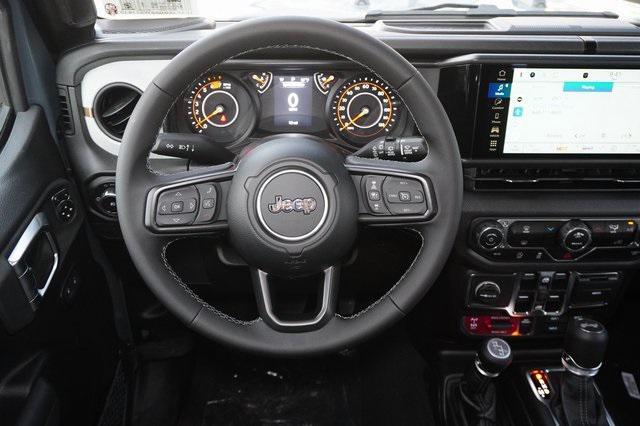 new 2025 Jeep Wrangler car, priced at $47,531