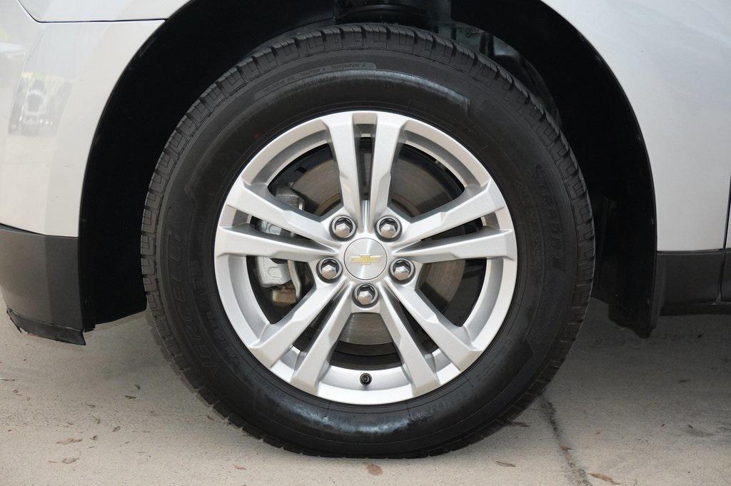 used 2015 Chevrolet Equinox car, priced at $11,999
