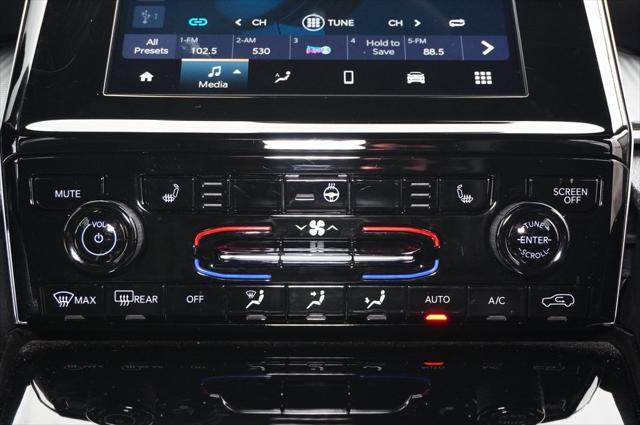 used 2024 Jeep Grand Cherokee car, priced at $35,999