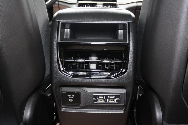 used 2024 Jeep Grand Cherokee car, priced at $35,999