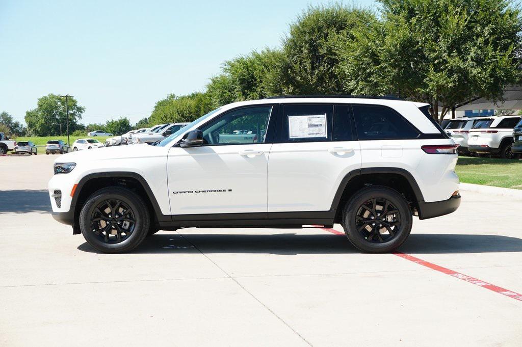 new 2025 Jeep Grand Cherokee car, priced at $39,316