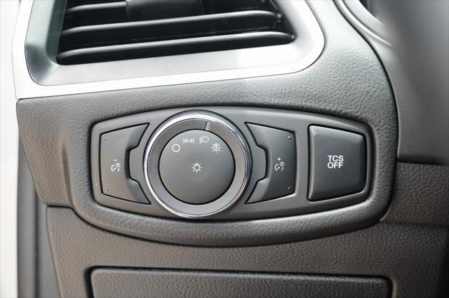 used 2024 Ford Edge car, priced at $29,999