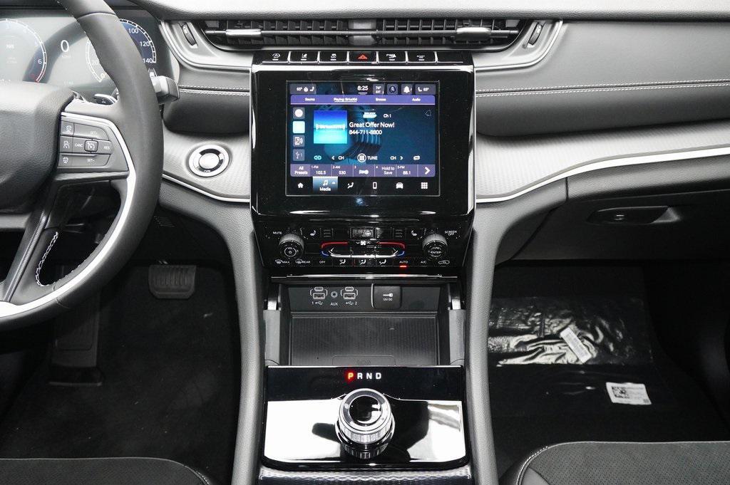 new 2025 Jeep Grand Cherokee L car, priced at $40,116