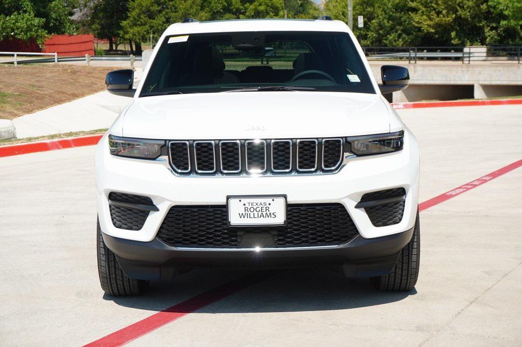 new 2025 Jeep Grand Cherokee car, priced at $38,303