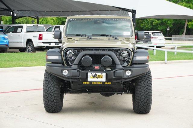 new 2025 Jeep Wrangler car, priced at $73,428