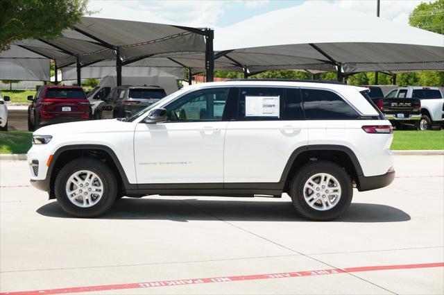 new 2025 Jeep Grand Cherokee car, priced at $37,297