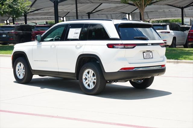 new 2025 Jeep Grand Cherokee car, priced at $37,297