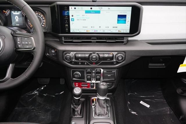 new 2025 Jeep Wrangler car, priced at $49,592