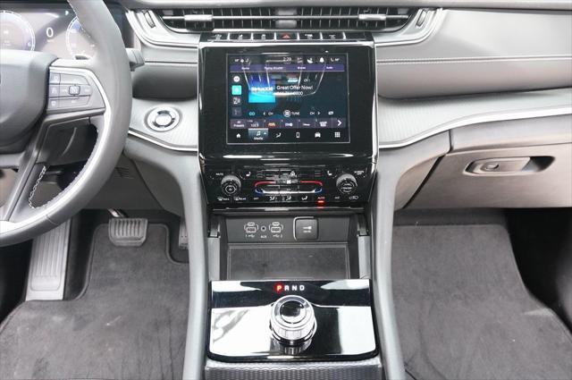 used 2024 Jeep Grand Cherokee L car, priced at $39,134