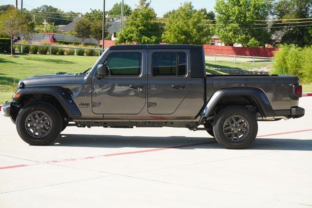 new 2024 Jeep Gladiator car, priced at $39,583