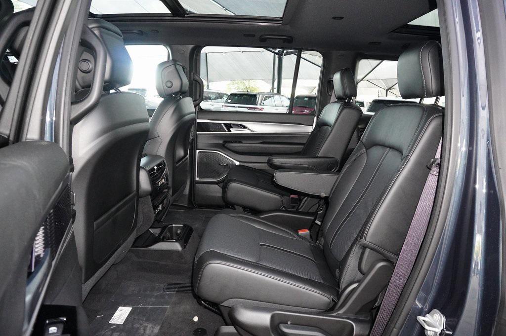 new 2025 Jeep Wagoneer car, priced at $70,943