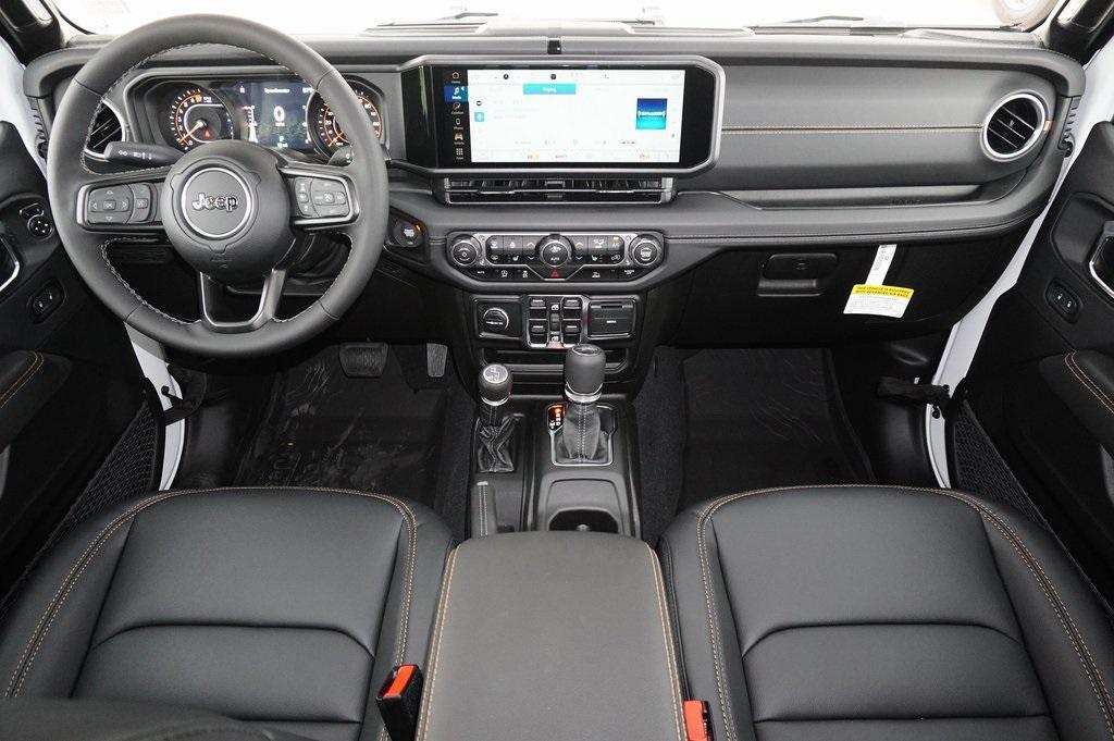 new 2025 Jeep Gladiator car, priced at $42,700