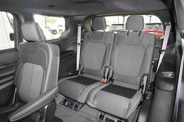 new 2025 Jeep Grand Cherokee L car, priced at $39,710