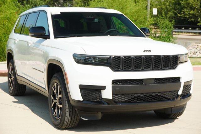 new 2024 Jeep Grand Cherokee L car, priced at $43,233