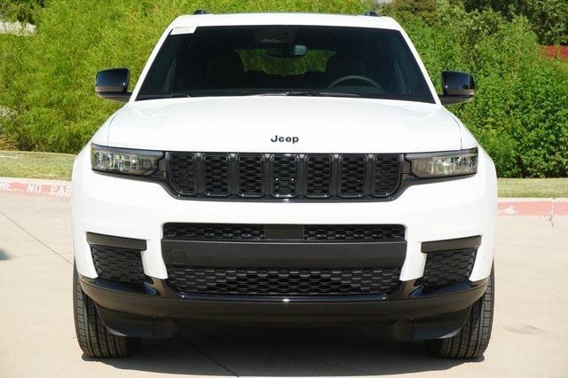 new 2024 Jeep Grand Cherokee L car, priced at $43,233